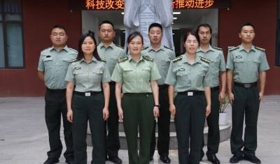 深圳市格睿特高级中学轮播4
