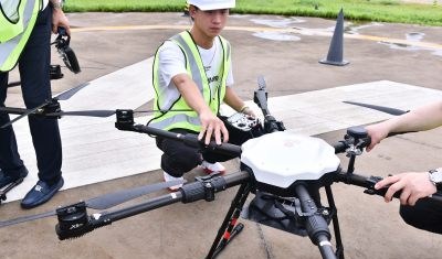 深圳宇飞无人机培训学校轮播5