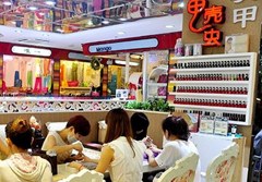 南昌甲壳虫化妆美甲培训中心轮播2