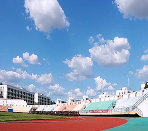 青岛翰林公学考研寄宿学校轮播3