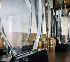 深圳蓝蒂蔻国际美业学院轮播4