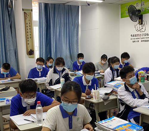 深圳天天进复读学校环境