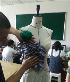 广州已维服装设计培训学校