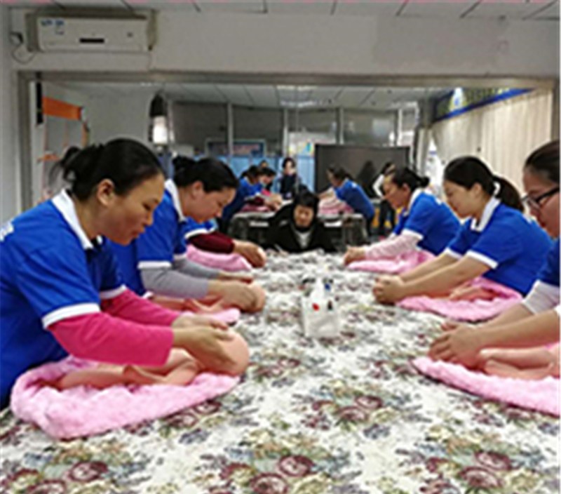 深圳启业幸福家政职业技能培训中心轮播5